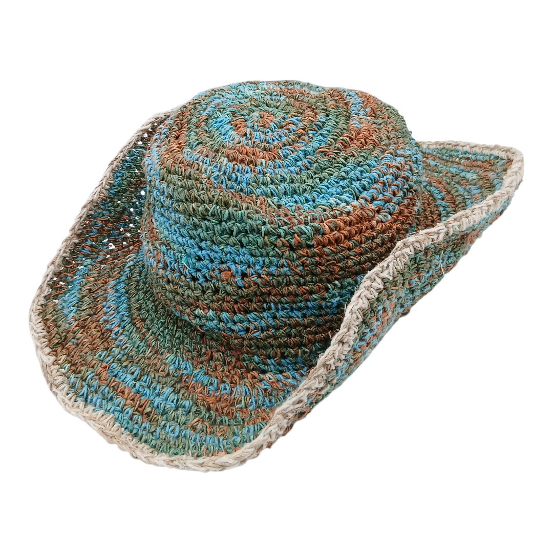 handgehäkelter Sommerhut aus Hanf und Baumwolle    